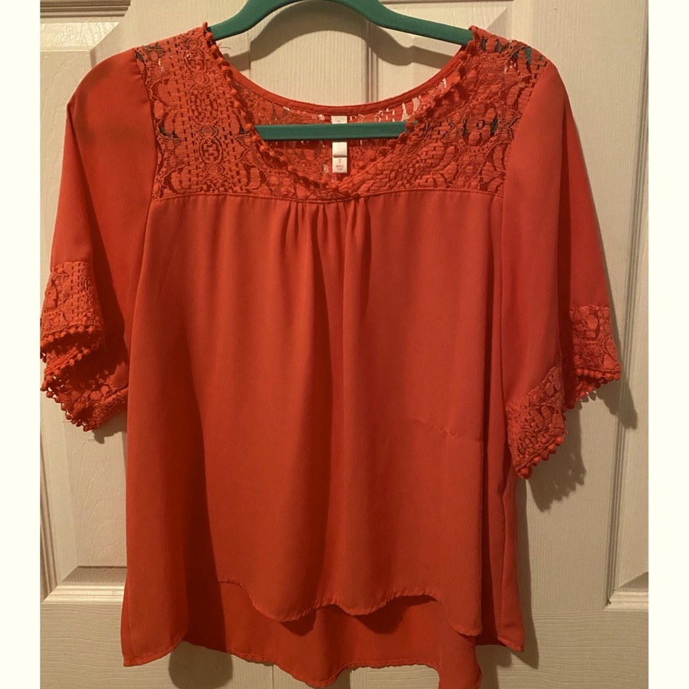 Blush/Salmon Xhilaration Top Size Small